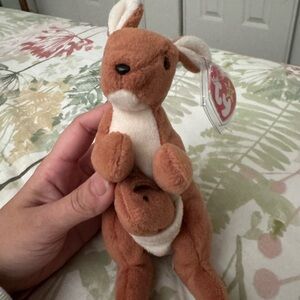TY “Pouch” Kangaroo Plush Toy